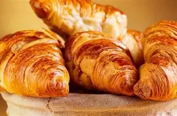 Bánh Croissant
